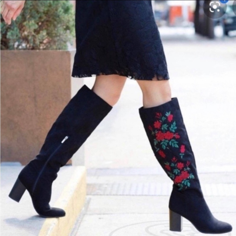 Libby Edelman Thigh High Boots Black w/ Red Floral Embroidery Design  Size 8.5